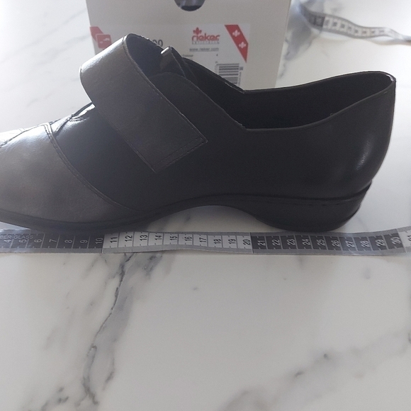 Minimalist Chic RIEKER Leather Loafers Black Orthopedic Comfort Shoes US 10 - Picture 11 of 12